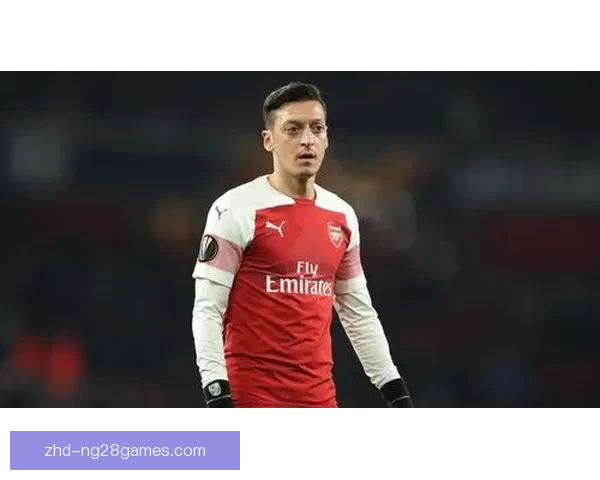 洛孔加租借加盟塞维利亚中场为球队增添活力与创造力